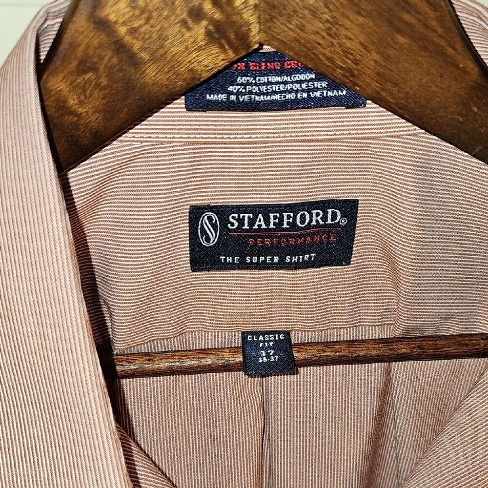 Stafford-Men's Red Striped Casual Button Down Shirt SIZE 17(36-37L) - Picture 2 of 8
